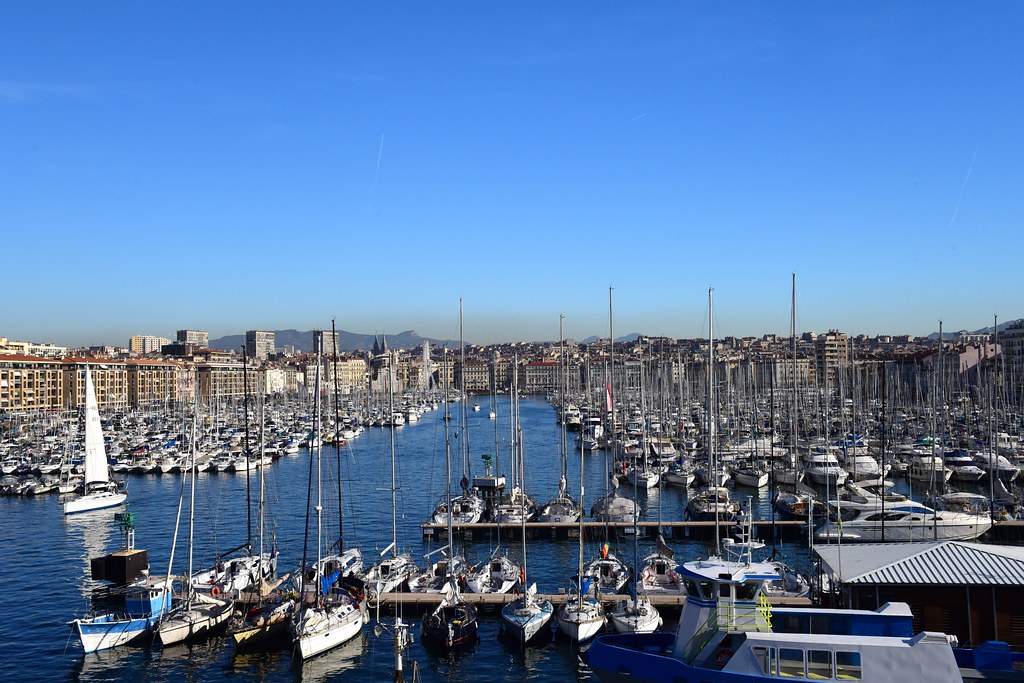 Déménageons Ensemble: le meilleur comparateur de déménageurs à Marseille, pourquoi nous choisir ?